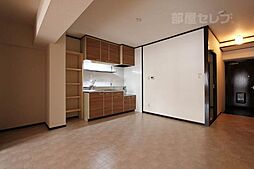 ファンシービル岩間 6階3LDKのリビング/ダイニング