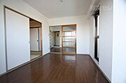 角部屋の写真を参照