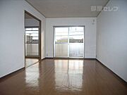 広々使えるダイニング