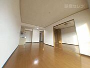 広々としたダイニング