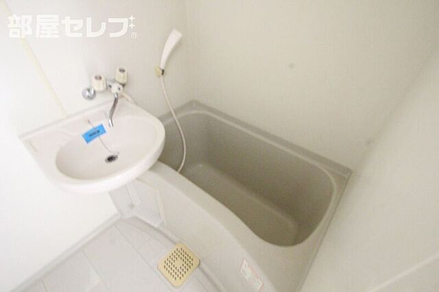 浴室