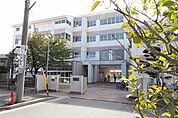 名古屋市立万場小学校 603m