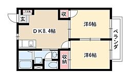 サンパレスII 2階