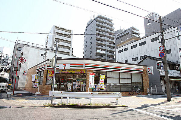 画像30:セブンイレブン 名古屋新栄2飯田街道店 64m