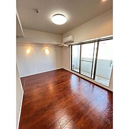 AHビル 9階1LDKのリビング/ダイニング