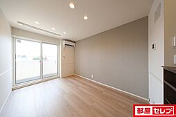 プラムVI 1階1LDKのリビング/ダイニング