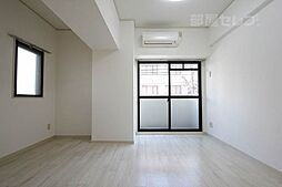 ドール新栄 2階ワンルームのリビング/ダイニング