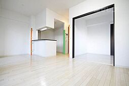 GRANDUKE 松原 5階2LDKのリビング/ダイニング