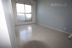 フルレ 1階ワンルームのリビング/ダイニング