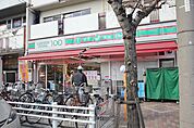 ローソンストア100栄生店 517m