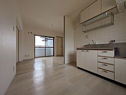 スリーハイム 3階2LDKのリビング/ダイニング