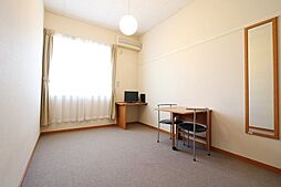 レオパレスKOHAN 2階1Kのリビング/ダイニング