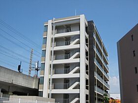 サザンクレスト七道  ｜ 大阪府堺市堺区三宝町1丁（賃貸マンション1K・7階・24.53㎡） その1