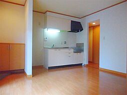 メゾンフローラ 1階2DKのリビング/ダイニング