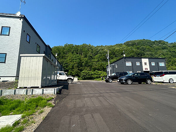 apartment 北海道空知郡上砂川町字上砂川町中央北2条2丁目1番
地図を見る