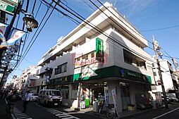 マルエツ代々木上原店 徒歩9分。 710m
