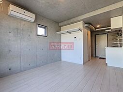 レオリオ 102 1階ワンルームのリビング/ダイニング