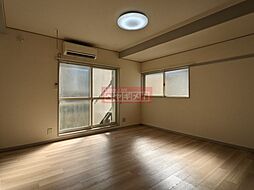 ホワイトＫＹ 101 1階ワンルームのリビング/ダイニング