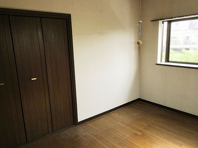 収納 奈良市南京終町7丁目