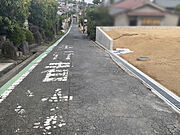 前面道路の幅員は4mです