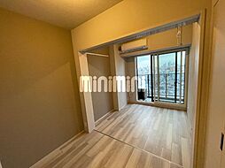 プラウドフラット四谷三丁目 13階1DKのリビング/ダイニング