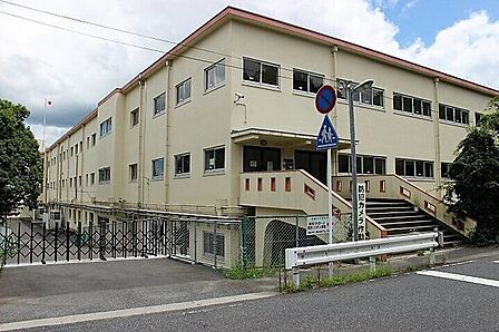 長等小学校 1400m