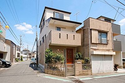 外観:平成22年築、リフォーム工事完了いたしました。現地ご見学予約受付中です。 外観:平成22年築、リフォーム工事完了いたしました。現地ご見学予約受付中です。