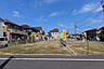 外観：緑豊かで閑静な住宅街に、37坪超の敷地をご用意。
