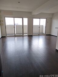 エスリード太秦三条天神川 620 6階3LDKのリビング/ダイニング