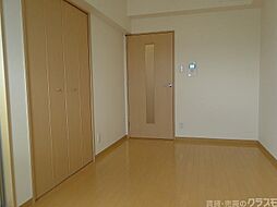 ロイヤル烏丸 401 4階1Kのリビング/ダイニング