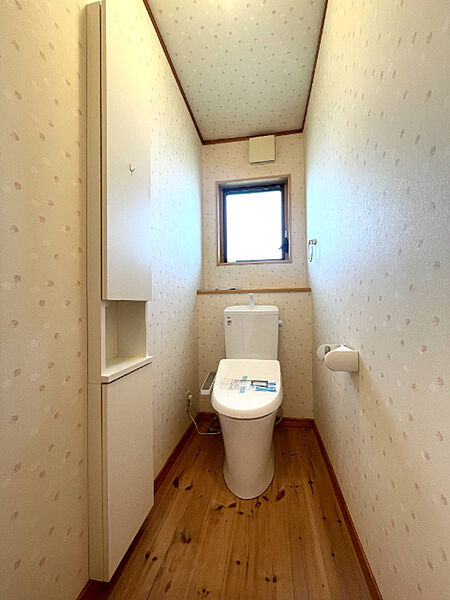 トイレを拡大表示