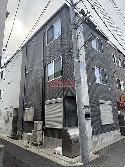 3 / 7