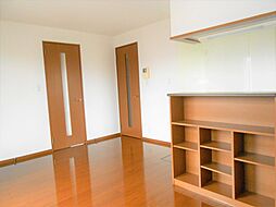 ビューバレー星の宮　E 202 2階2LDKのリビング/ダイニング