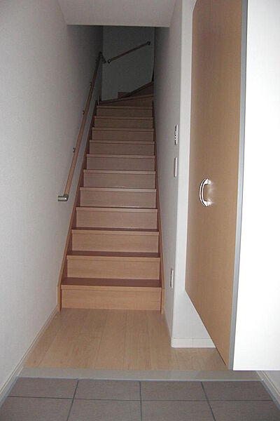 apartment 栃木県下都賀郡壬生町駅東町
駅東町の賃貸情報を見る
物件地図