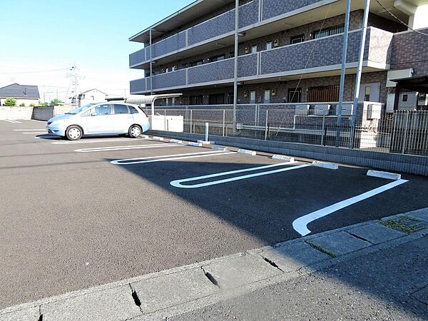 画像3:駐車場です。