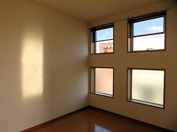 apartment 栃木県下都賀郡壬生町大師町
大師町の賃貸情報を見る
物件地図