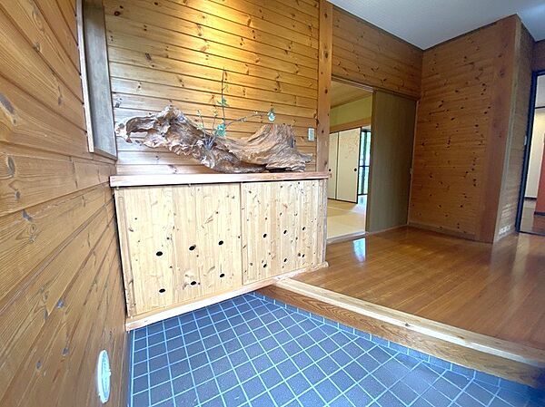 detached 埼玉県飯能市大字中藤中郷

地図を見る