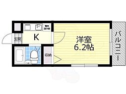 ルミエール小松 2階