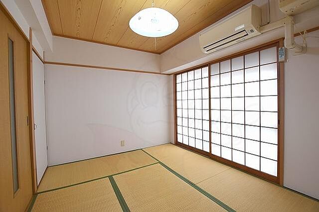 寝室