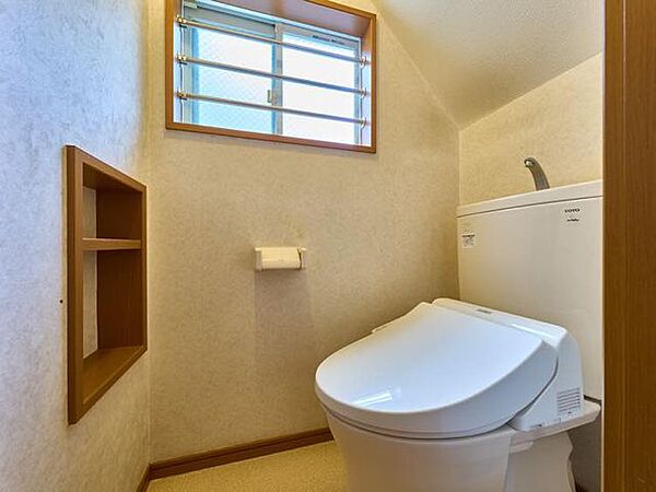 トイレを拡大表示