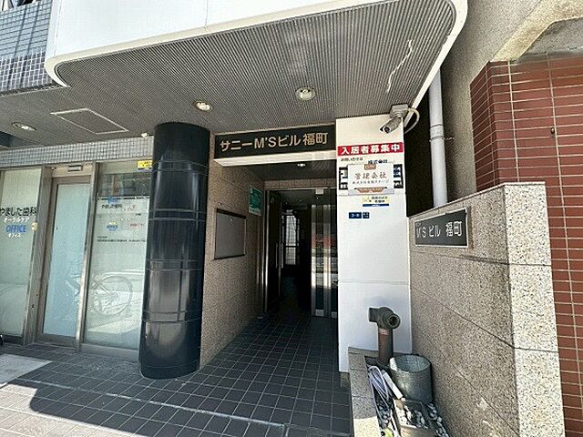6 / 12