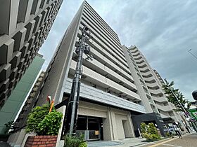 S-RESIDENCE江坂Eminence  ｜ 大阪府吹田市江坂町１丁目（賃貸マンション1K・5階・22.80㎡） その1