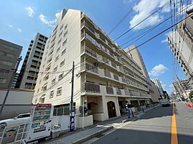 ユニライフ江坂2  ｜ 大阪府吹田市江坂町１丁目（賃貸マンション2LDK・11階・56.72㎡） その1