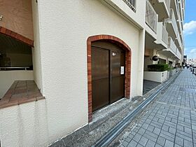 ユニライフ江坂2  ｜ 大阪府吹田市江坂町１丁目（賃貸マンション2LDK・11階・56.72㎡） その6