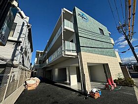 ファーストフィオーレ吹田パティオ  ｜ 大阪府吹田市岸部中４丁目（賃貸マンション1K・3階・23.40㎡） その1