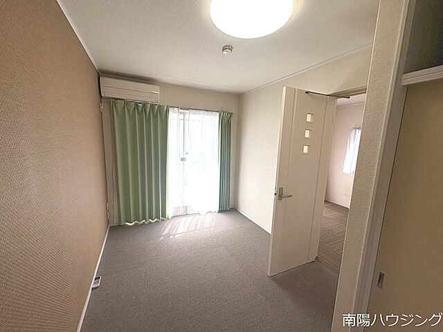 寝室