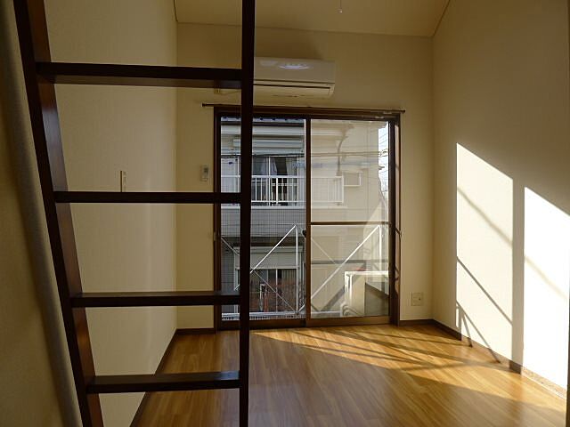 寝室