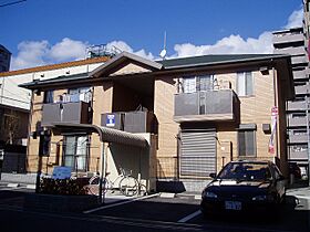 タウンコート清水 202 ｜ 兵庫県姫路市飾磨区清水（賃貸アパート2LDK・2階・55.44㎡） その1