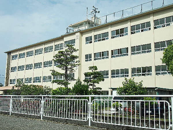 画像15:金沢市立額小学校（413m）