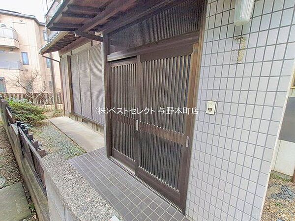 玄関を拡大表示